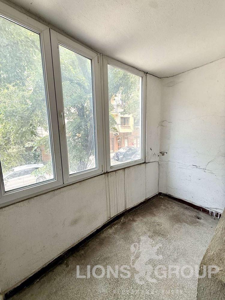 Продава  2-стаен град Варна , Окръжна болница-Генерали , 80 кв.м | 20655000 - изображение [10]