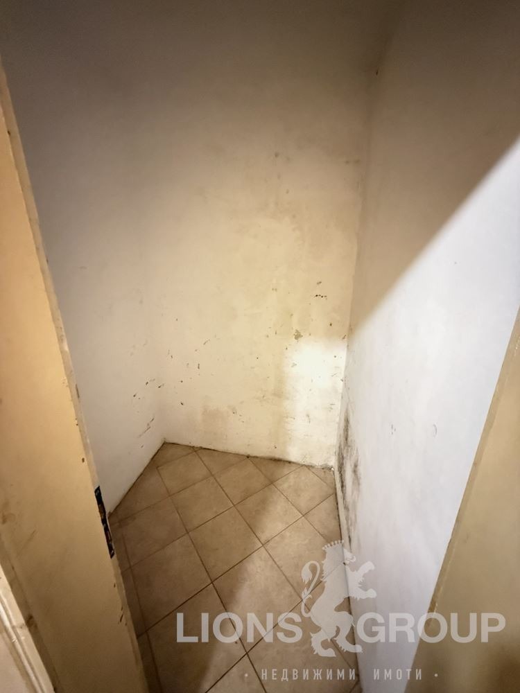 Продава  2-стаен град Варна , Окръжна болница-Генерали , 80 кв.м | 20655000 - изображение [6]