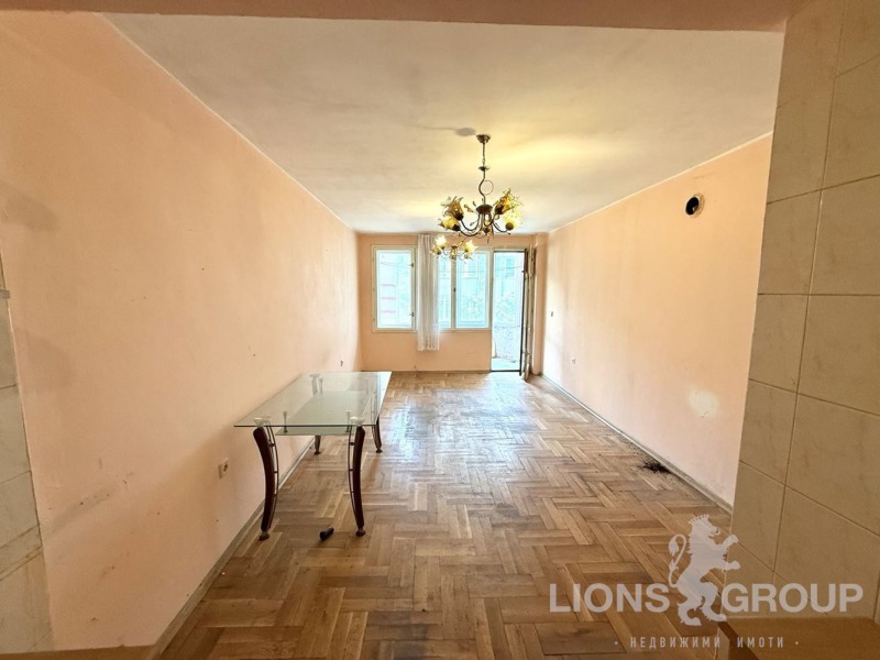 Продава  2-стаен град Варна , Окръжна болница-Генерали , 80 кв.м | 20655000 - изображение [3]