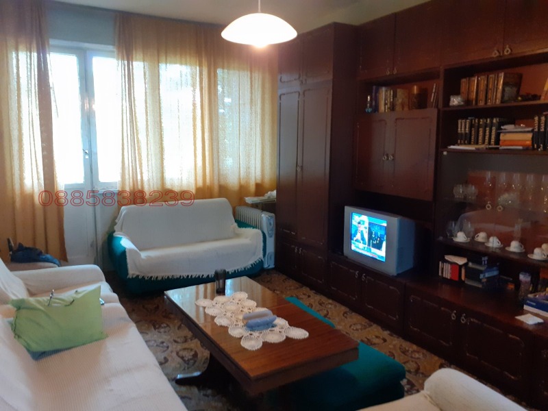 Продава 3-СТАЕН, гр. Кърджали, Център, снимка 1 - Апартаменти - 52920901