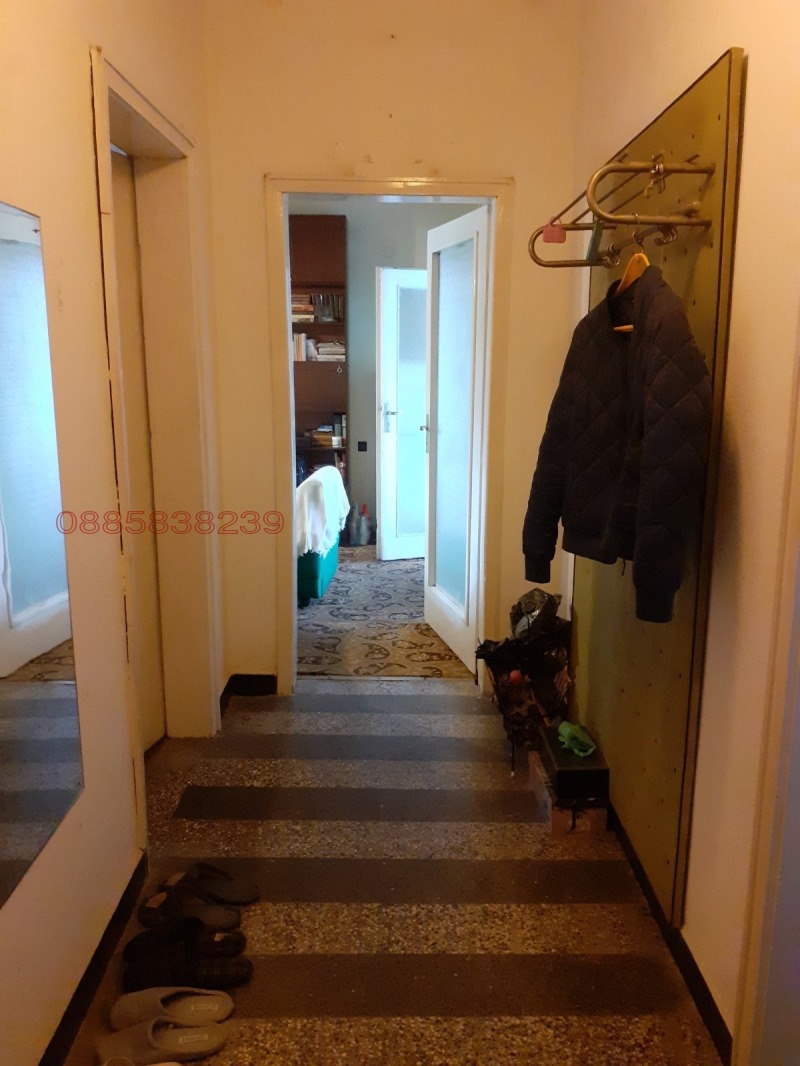 Продава 3-СТАЕН, гр. Кърджали, Център, снимка 4 - Апартаменти - 52920901