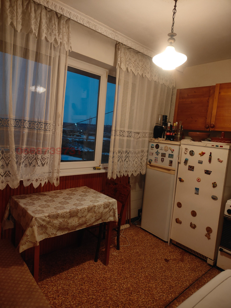 Продава 3-СТАЕН, гр. Бяла Слатина, област Враца, снимка 8 - Апартаменти - 52923334