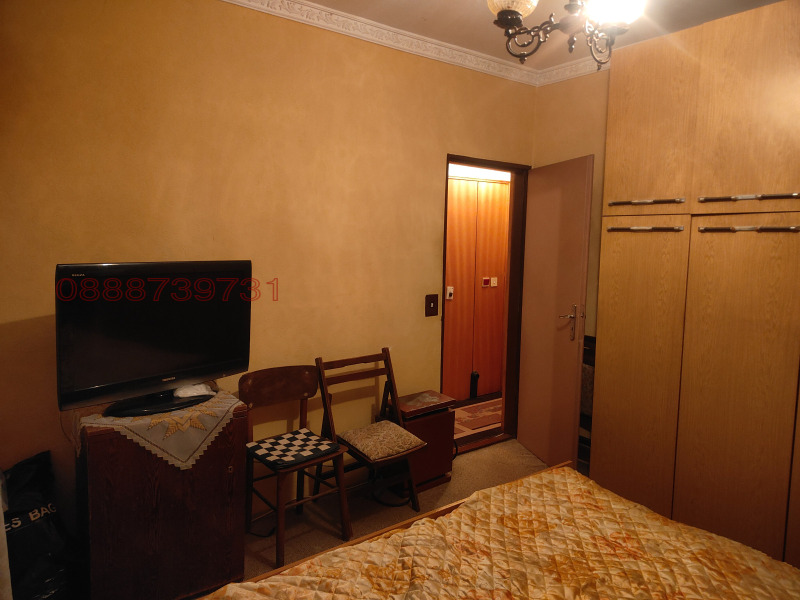 Продава 3-СТАЕН, гр. Бяла Слатина, област Враца, снимка 12 - Апартаменти - 52923334