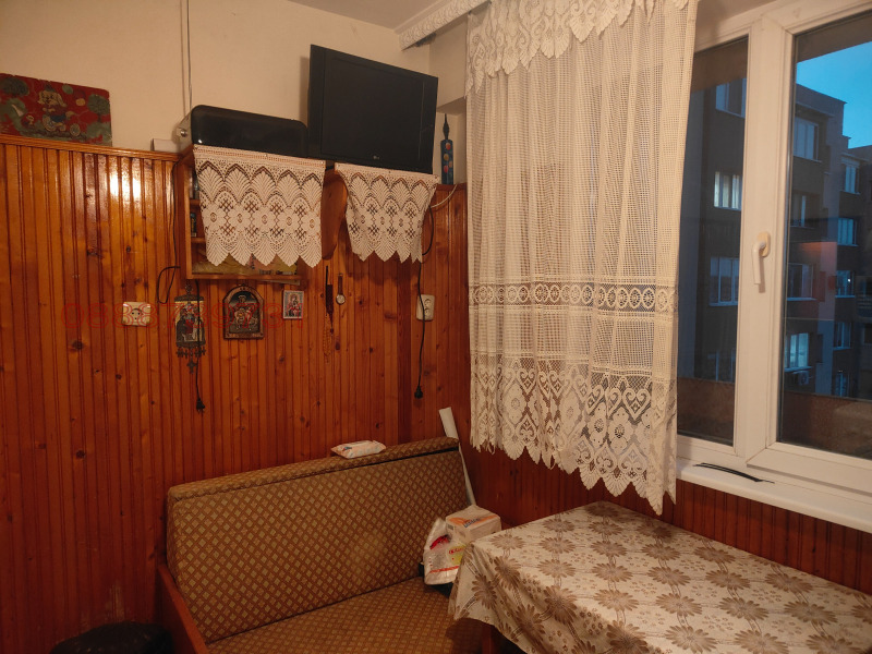 Продава 3-СТАЕН, гр. Бяла Слатина, област Враца, снимка 10 - Апартаменти - 52923334