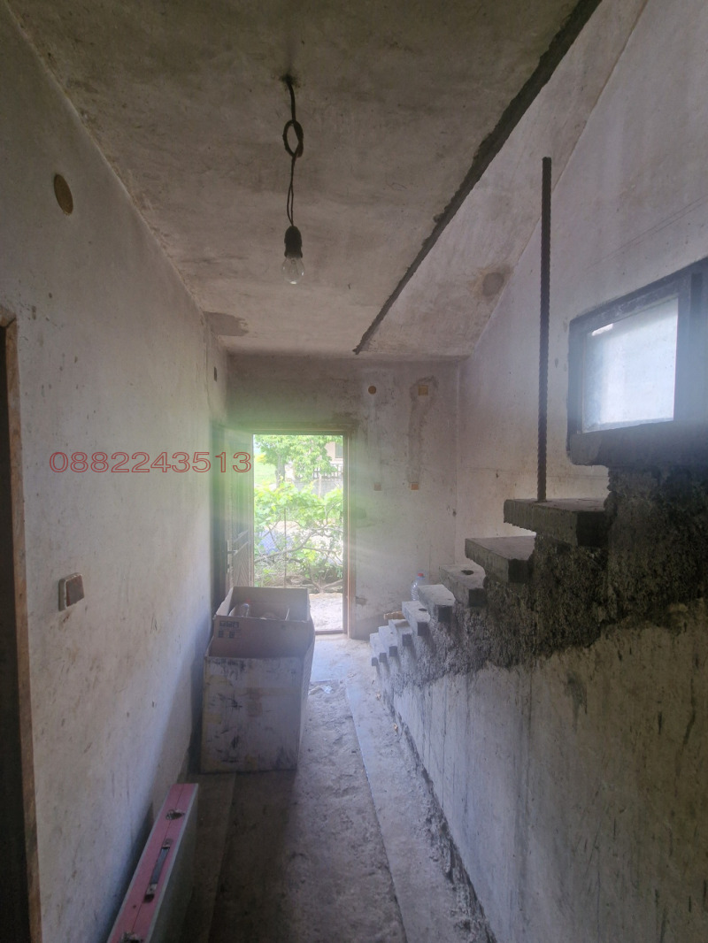 Продава КЪЩА, с. Ковачевци, област Перник, снимка 16 - Къщи - 52783539