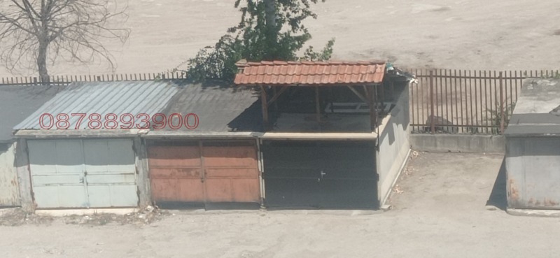 Продава ГАРАЖ, ПАРКОМЯСТО, гр. Ловеч, Широк център