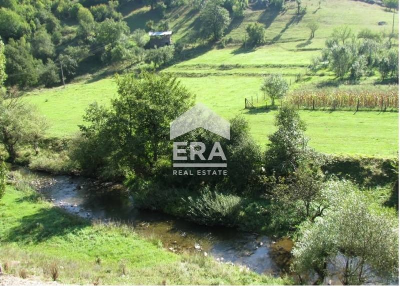 Продава ПАРЦЕЛ, с. Ябланица, област София област, снимка 3 - Парцели - 52303042