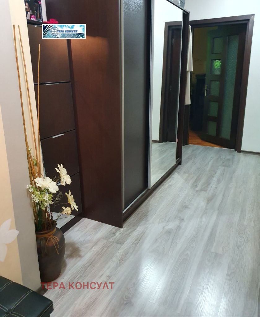 Продава 3-СТАЕН, гр. Плевен, 9-ти квартал, снимка 11 - Апартаменти - 55807645