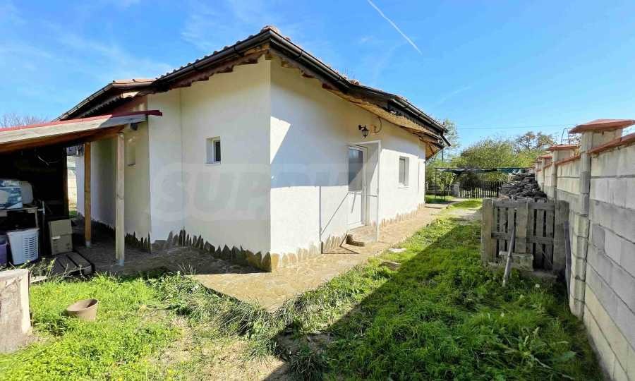 Продава КЪЩА, с. Царичино, област Добрич, снимка 6 - Къщи - 54051379