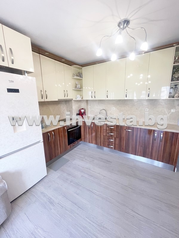 À venda  2 quartos Plovdiv , Kiutchuk Parij , 101 m² | 69740011