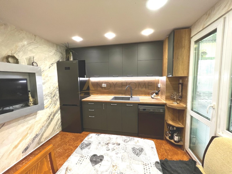 À venda  2 quartos Burgas , Izgrev , 80 m² | 90942680 - imagem [2]
