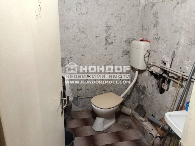 For Sale  2 bedroom Plovdiv , Vastanicheski , 68 sq.m | 65283437 - image [6]