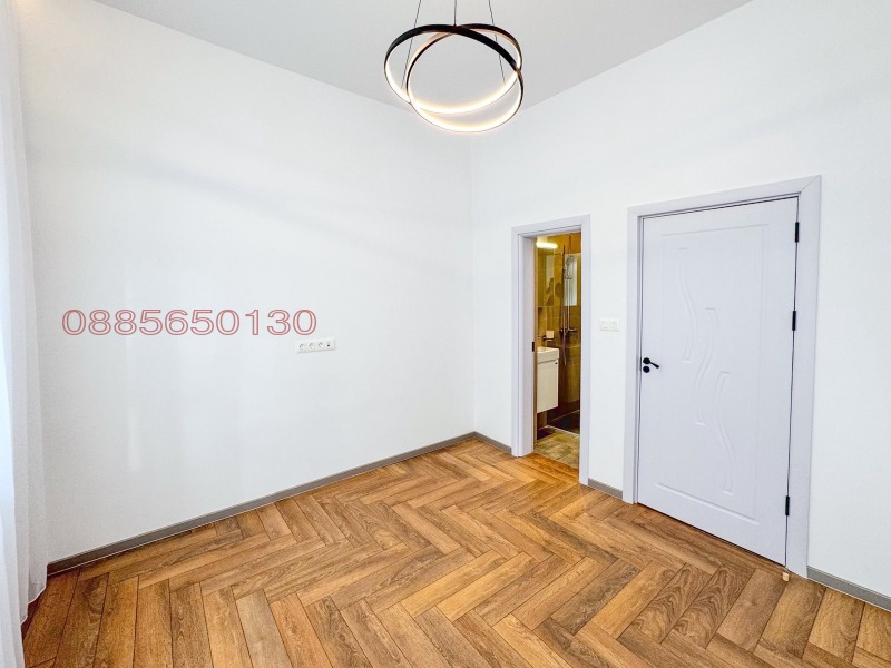 Продава 3-СТАЕН, гр. София, Център, снимка 14 - Апартаменти - 53020449