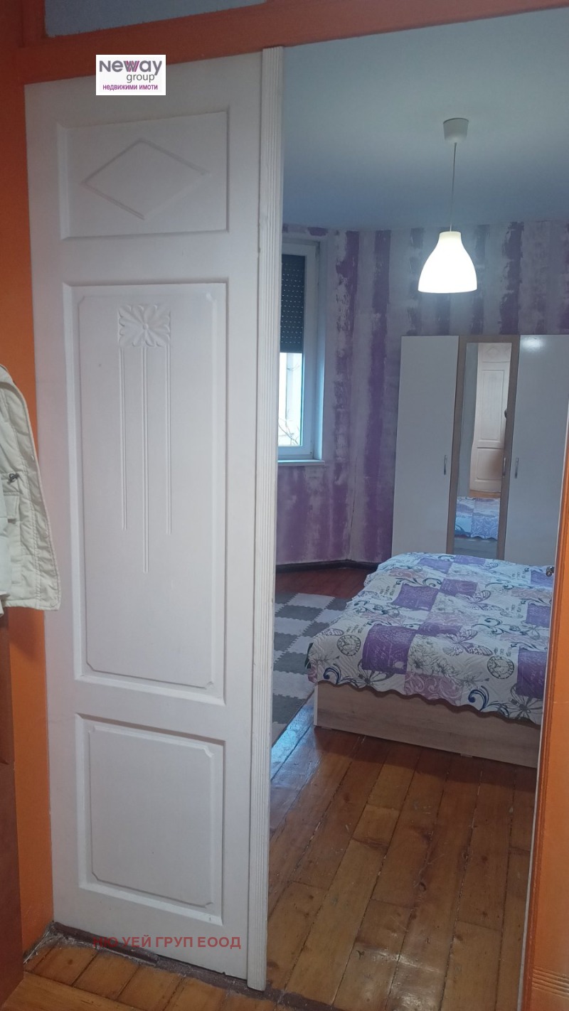 Продава МНОГОСТАЕН, гр. София, Център, снимка 5 - Апартаменти - 52904581