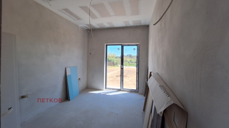 Продава  Къща област Варна , с. Приселци , 100 кв.м | 88085739 - изображение [8]