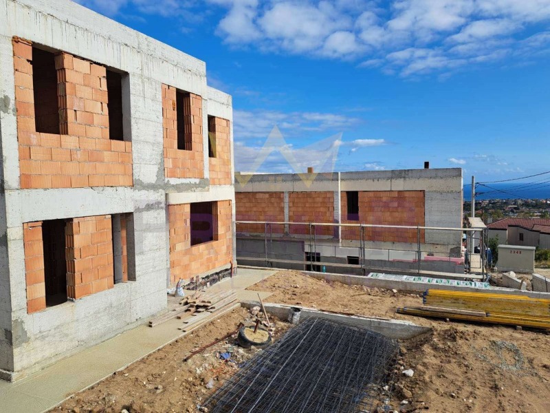 Продава КЪЩА, гр. Варна, Виница, снимка 2 - Къщи - 52127234