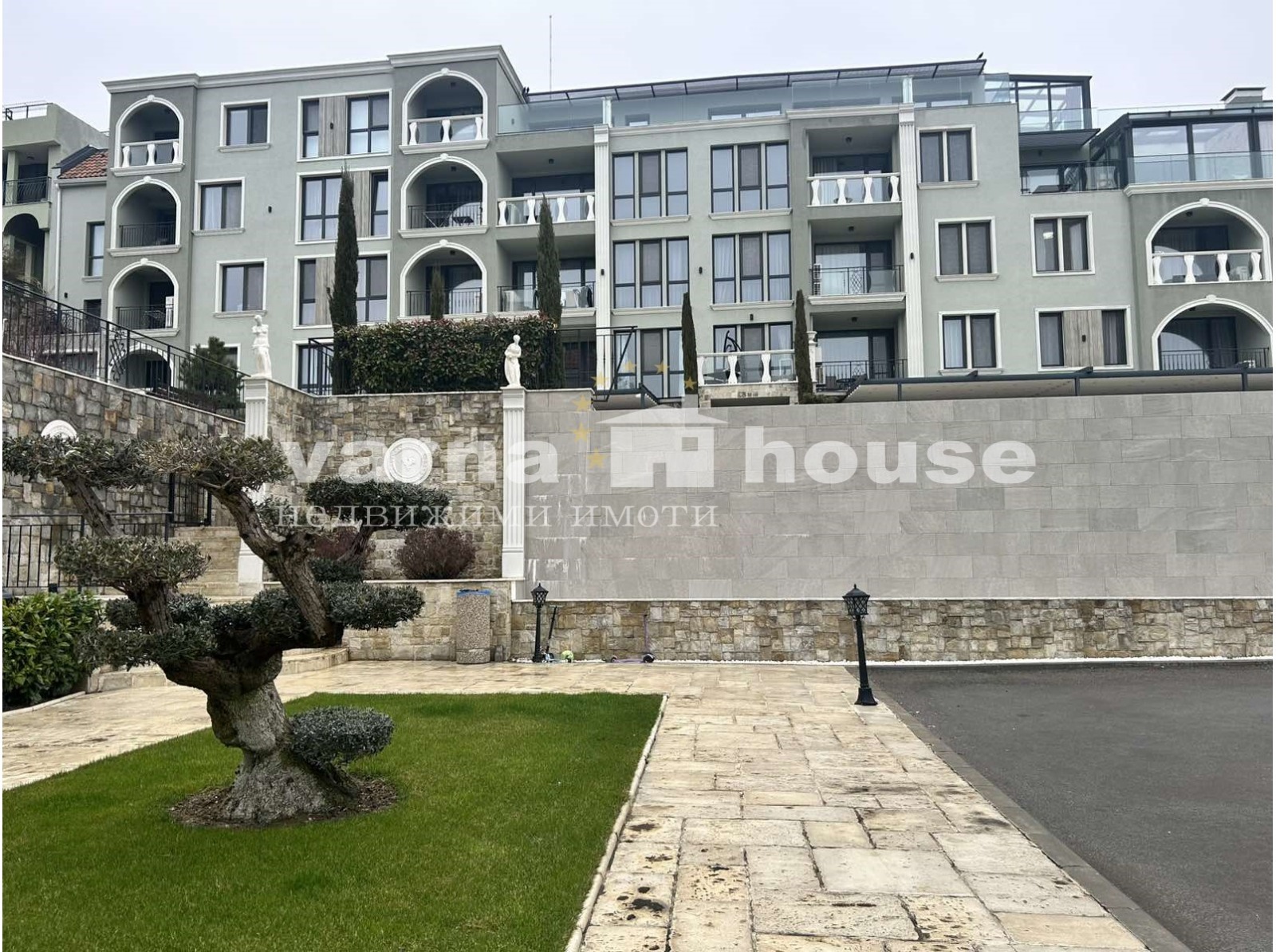 Продава 2-СТАЕН, гр. Варна, Свети Никола, снимка 2 - Апартаменти - 53995994