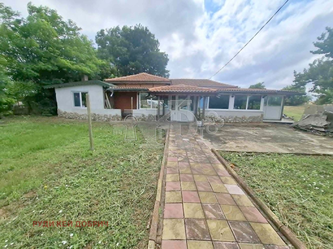 Продава КЪЩА, с. Царевец, област Добрич, снимка 2 - Къщи - 55392932