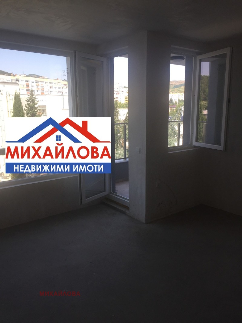 Продава  1-стаен град Стара Загора , Три чучура - център , 45 кв.м | 67840120 - изображение [3]