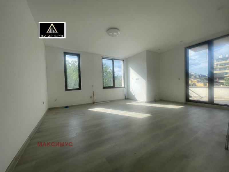 Eladó  2 hálószobás Sofia , Borovo , 105 négyzetméter | 68404432