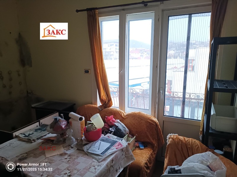 Продава 3-СТАЕН, гр. Кърджали, Център, снимка 3 - Апартаменти - 52613981