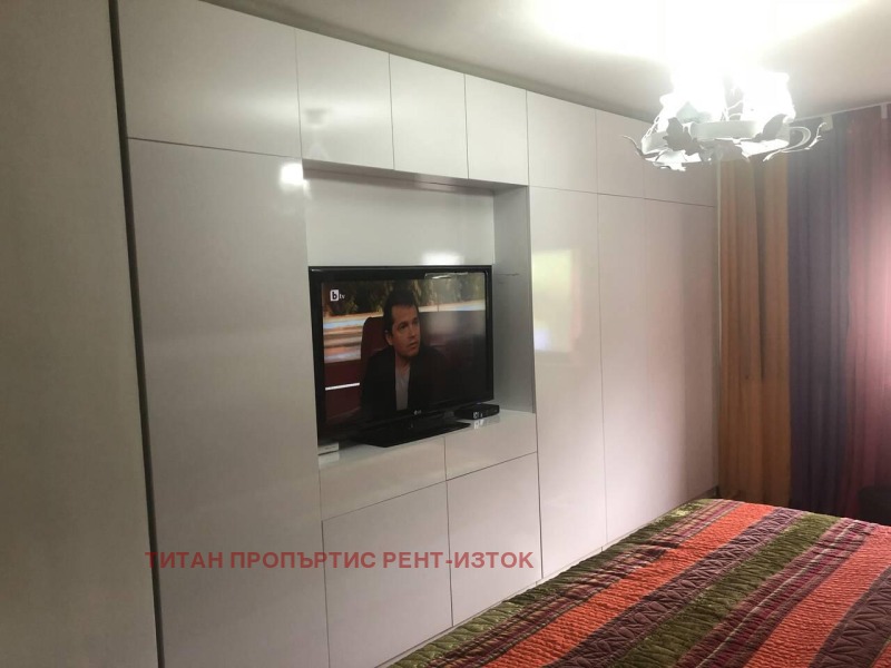 Продава 3-СТАЕН, гр. Бургас, Възраждане, снимка 3 - Апартаменти - 52748086