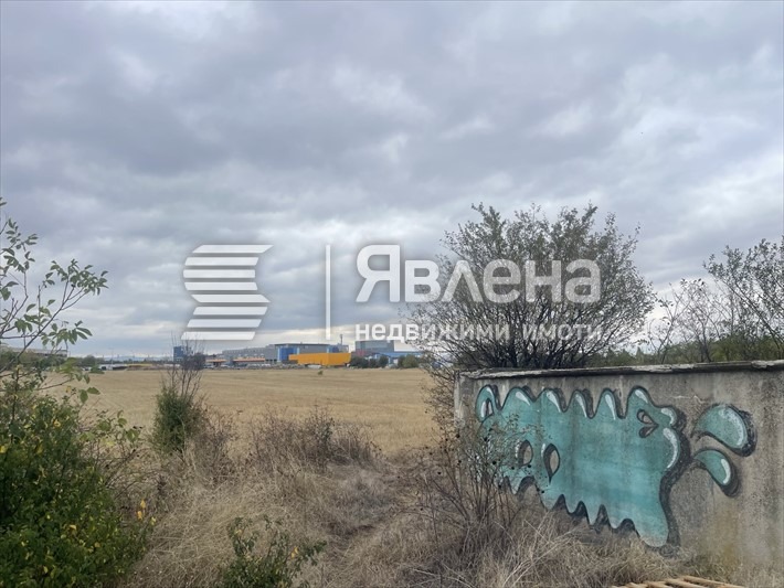 Продава ПАРЦЕЛ, гр. София, Враждебна, снимка 2 - Парцели - 56122178