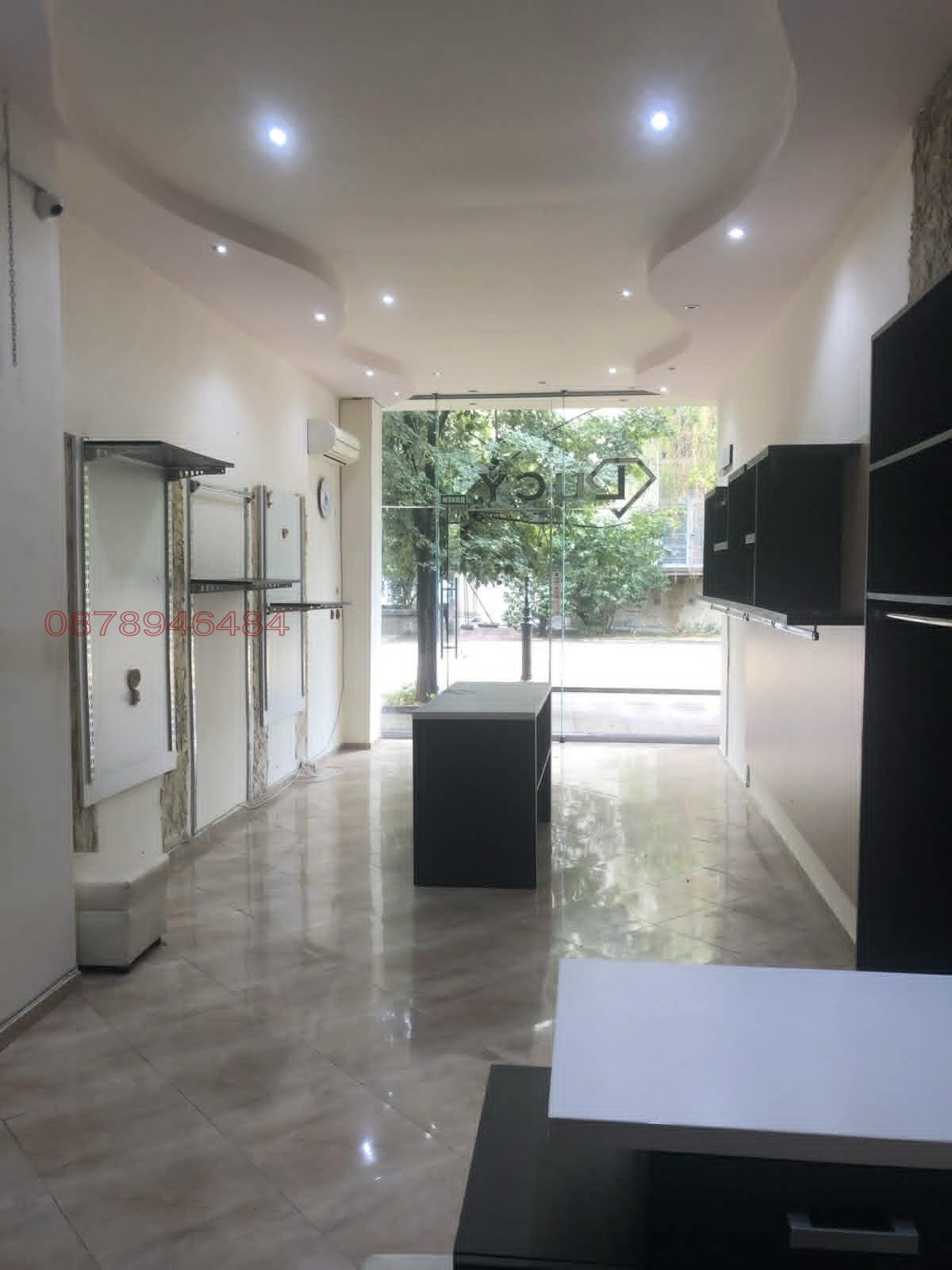 Продава МАГАЗИН, гр. Ловеч, Център, снимка 6 - Магазини - 54332646