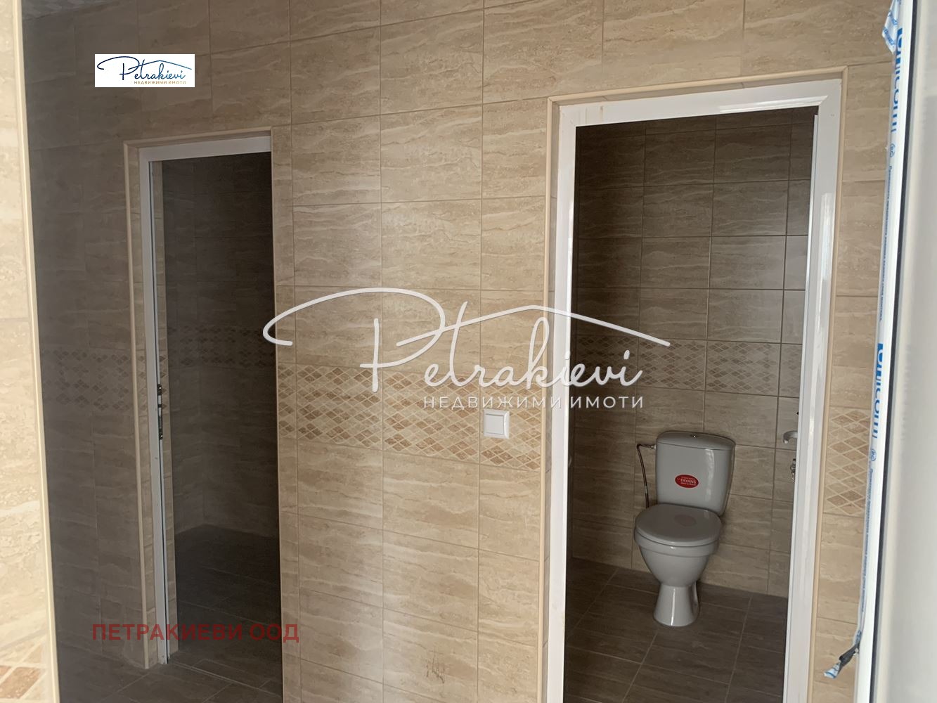Продава ЗАВЕДЕНИЕ, гр. Поморие, област Бургас, снимка 12 - Заведения - 54834388