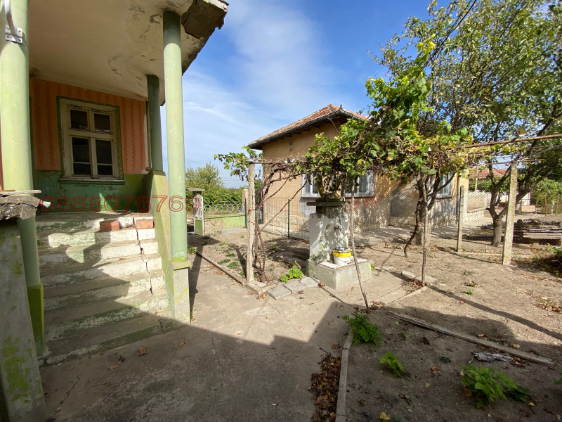 Продава КЪЩА, с. Крета, област Плевен, снимка 3 - Къщи - 52786589