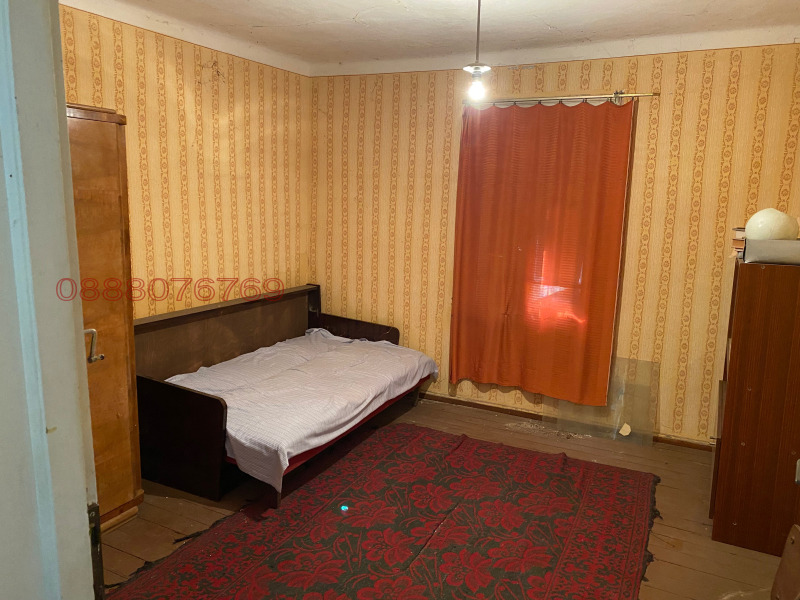 Продава КЪЩА, с. Крета, област Плевен, снимка 8 - Къщи - 52786589