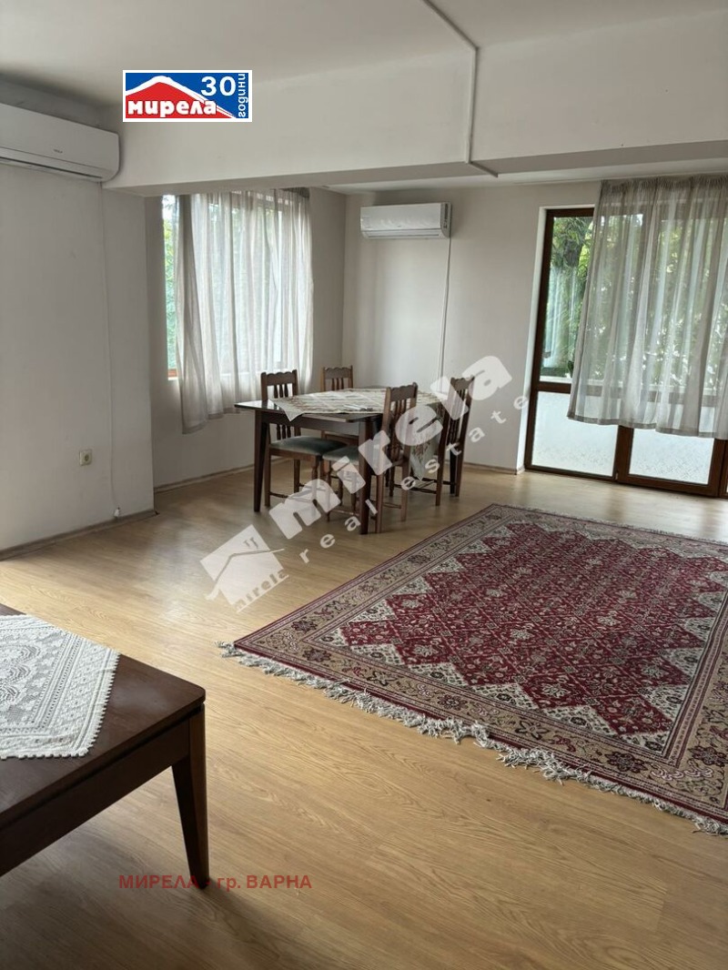 In vendita  Casa Varna , Zvezditsa , 380 mq | 64142569