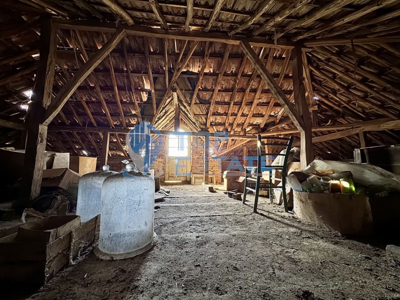 Продава КЪЩА, с. Водолей, област Велико Търново, снимка 14 - Къщи - 52169403