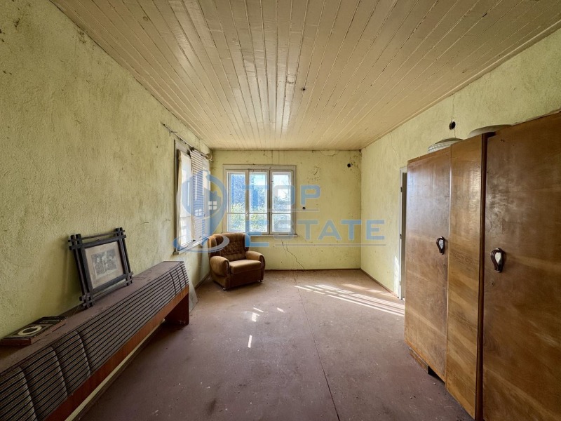 Продава КЪЩА, с. Водолей, област Велико Търново, снимка 5 - Къщи - 52169403