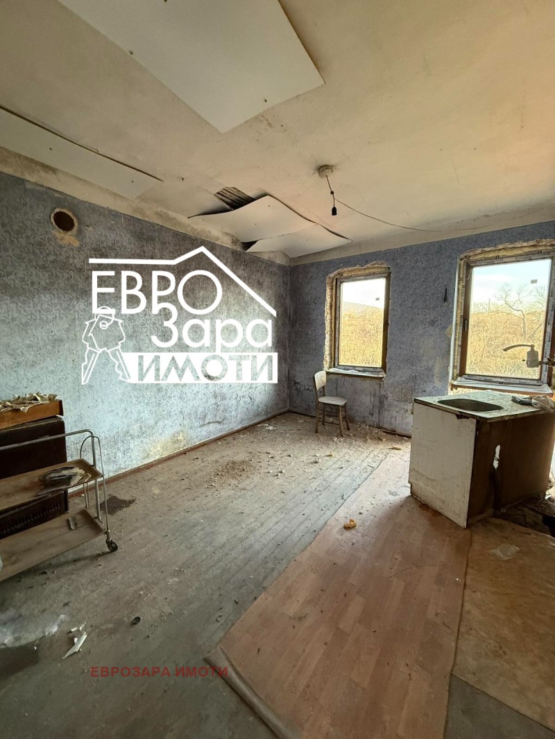 Продава КЪЩА, с. Колена, област Стара Загора, снимка 10 - Къщи - 53023265