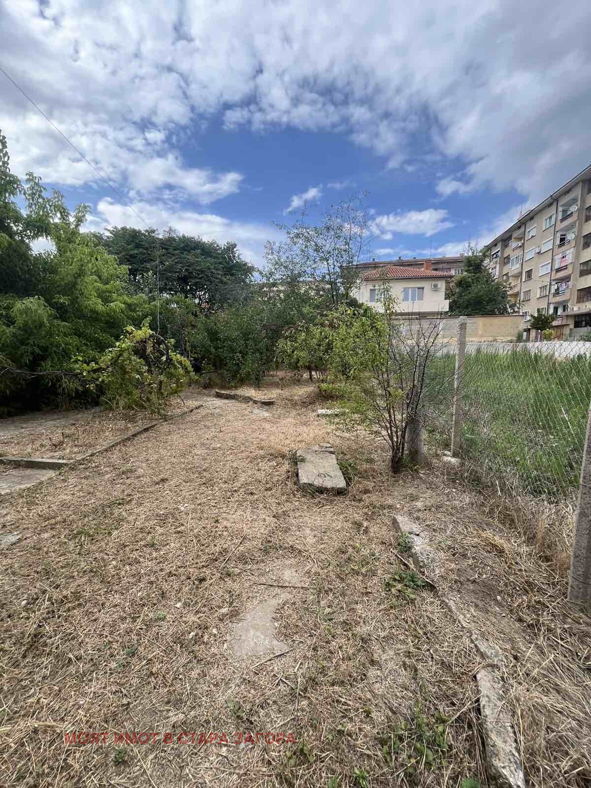 Продава КЪЩА, гр. Казанлък, област Стара Загора, снимка 2 - Къщи - 55432162
