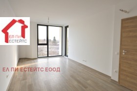Продава 2-стаен град Варна к.к. Св.Св. Константин и Елена - [1] 