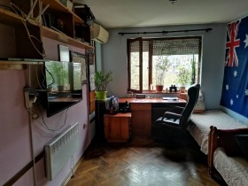 3+ bedroom Vazrazhdane, Burgas 9