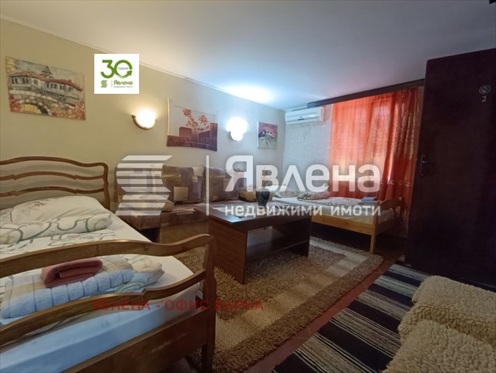 Продава КЪЩА, гр. Плиска, област Шумен, снимка 14 - Къщи - 49228034