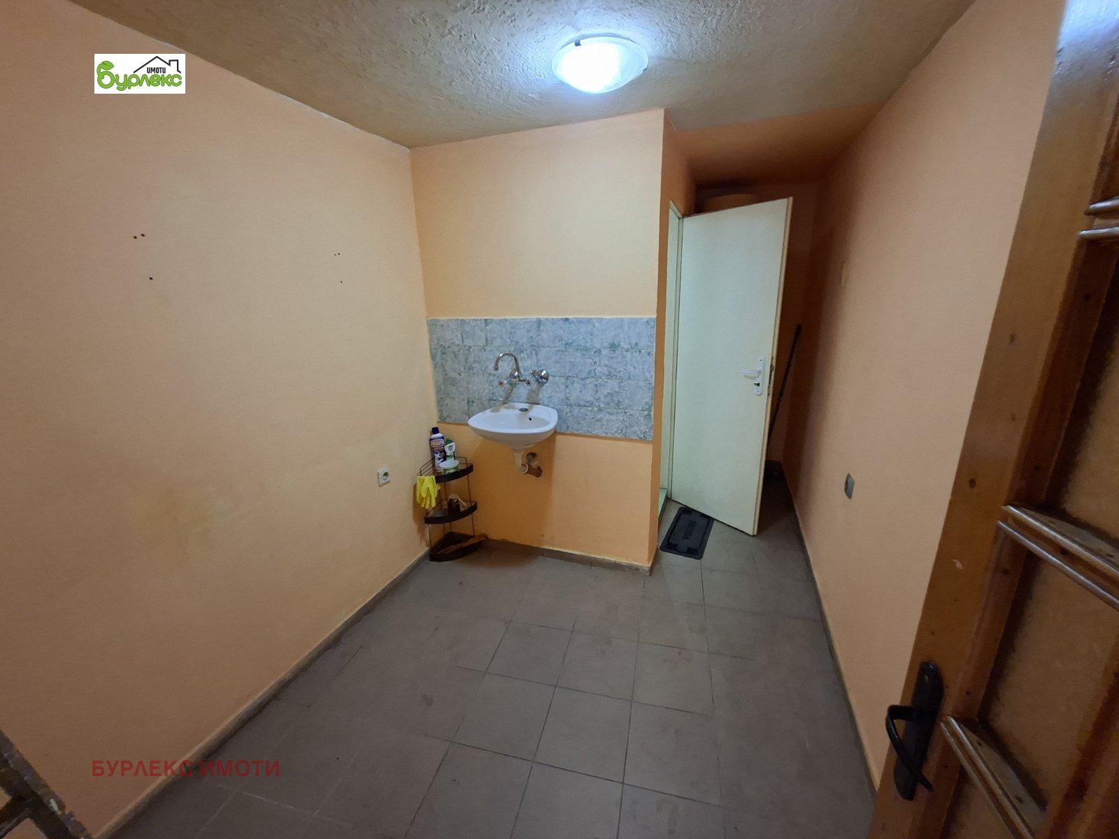 Продава ОФИС, гр. Варна, Зимно кино Тракия, снимка 5 - Офиси - 55936480