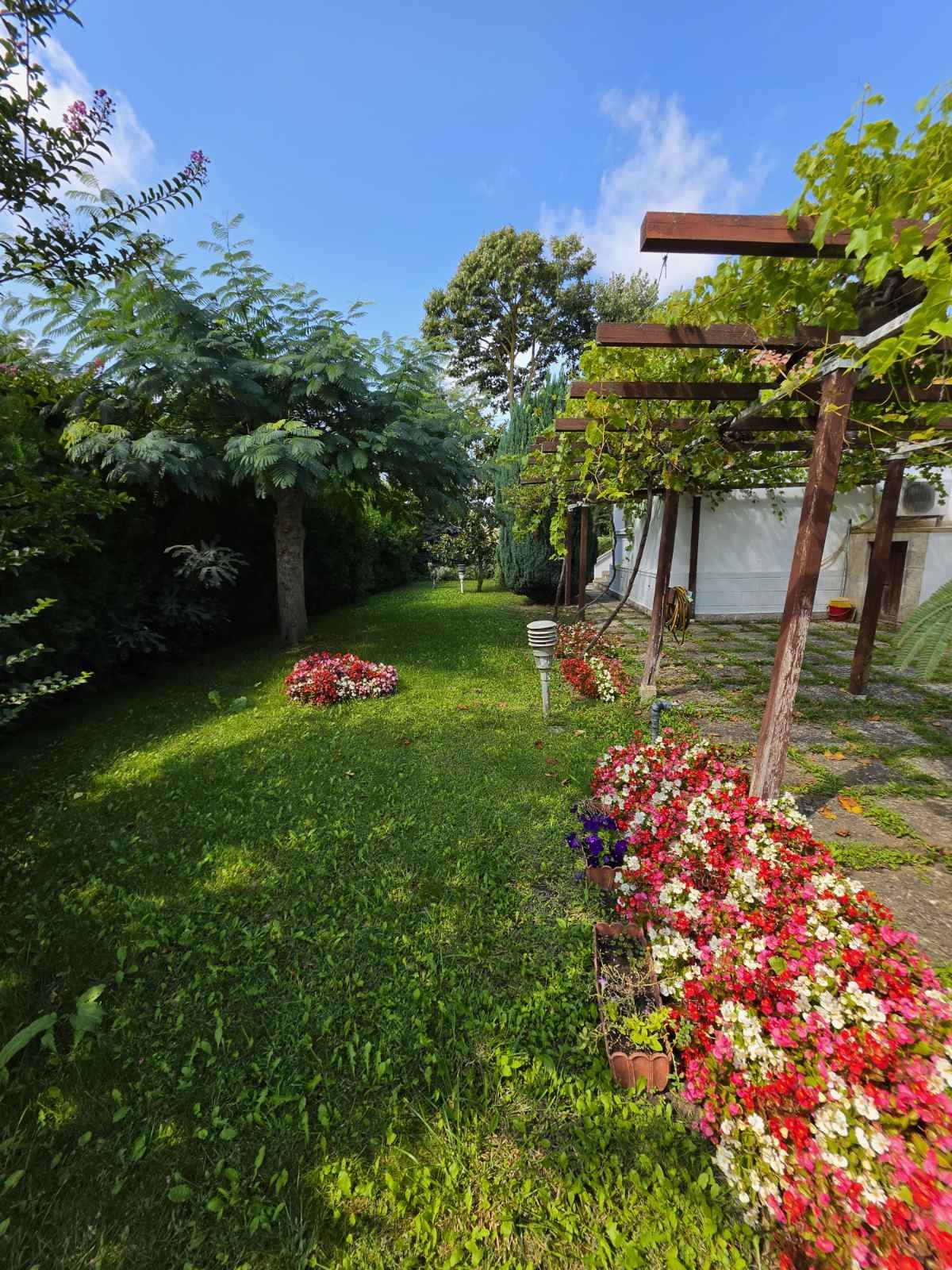 Продава КЪЩА, гр. Балчик, област Добрич, снимка 4 - Къщи - 52034962