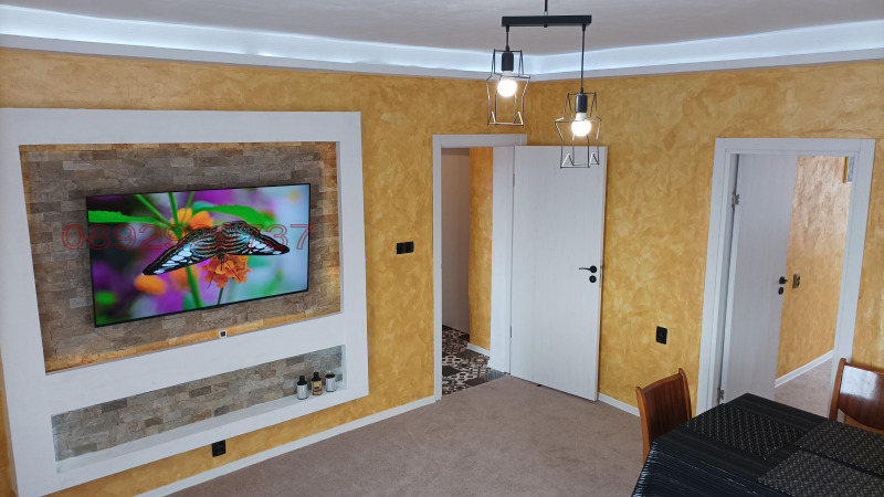 Продава 4-СТАЕН в град Пазарджик, Център - 100 кв.м / 129 000 € » 252 302.07 лв.