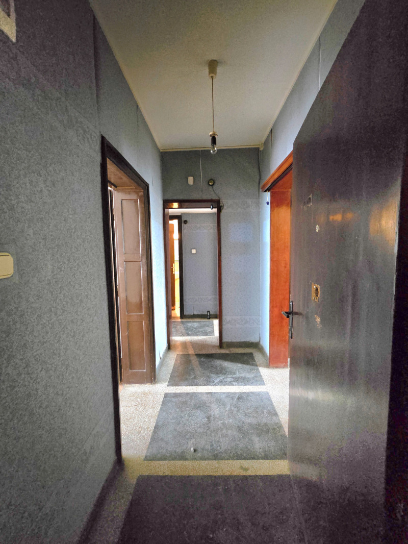 Продава 3-СТАЕН, гр. София, Яворов, снимка 12 - Апартаменти - 53159116