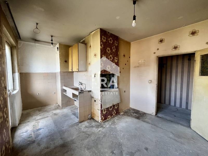 Продава 3-СТАЕН, гр. Варна, Възраждане 4, снимка 11 - Апартаменти - 55036263