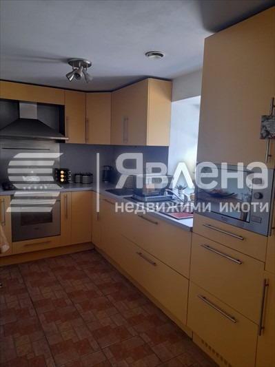 Продава КЪЩА, с. Соколово, област Добрич, снимка 6 - Къщи - 53169850