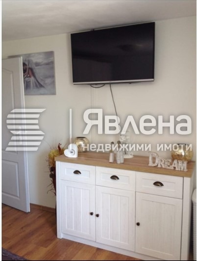 Продава КЪЩА, с. Соколово, област Добрич, снимка 15 - Къщи - 53169850