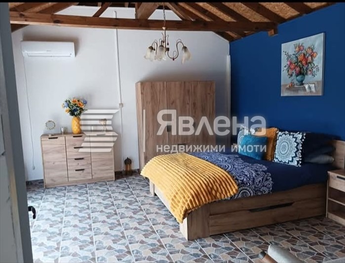 Продава КЪЩА, с. Соколово, област Добрич, снимка 16 - Къщи - 53169850