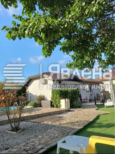 Продава КЪЩА, с. Соколово, област Добрич, снимка 4 - Къщи - 53169850