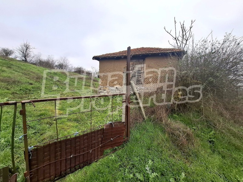 Продава ПАРЦЕЛ в област Ямбол, с. Гранитово - 1570 кв.м / 9 600 € » 18 775.97 лв., БЪЛГЕРИАН ПРОПЕРТИС
