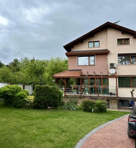 Hus Bankya, Sofia
